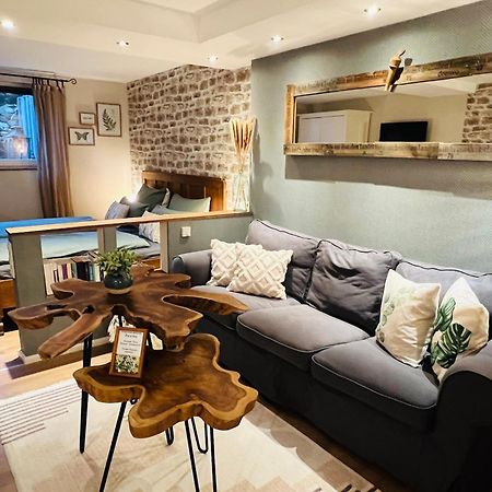 Ferienwohnung Palatina Heuchelheim-Klingen Esterno foto