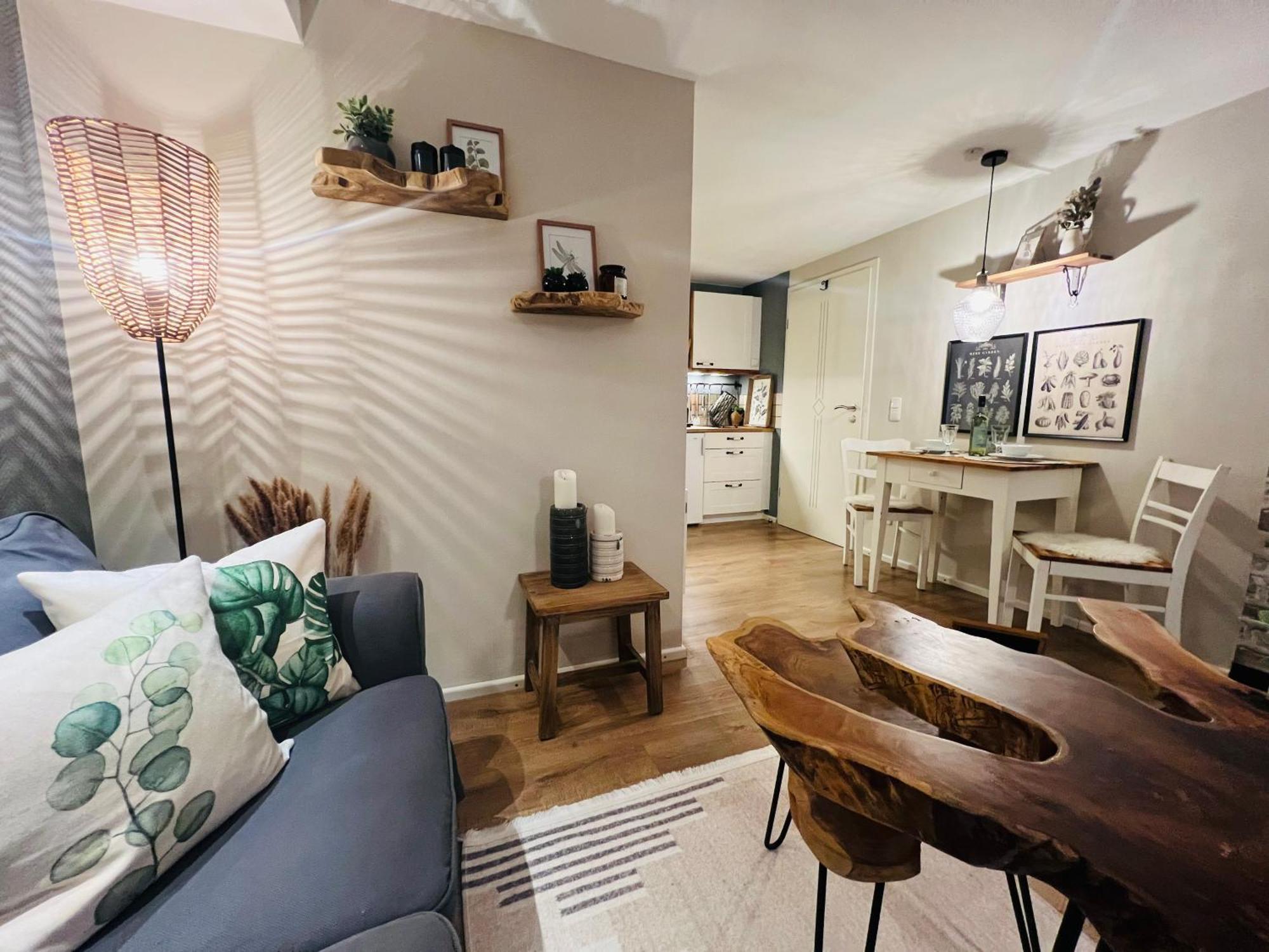 Ferienwohnung Palatina Heuchelheim-Klingen Esterno foto